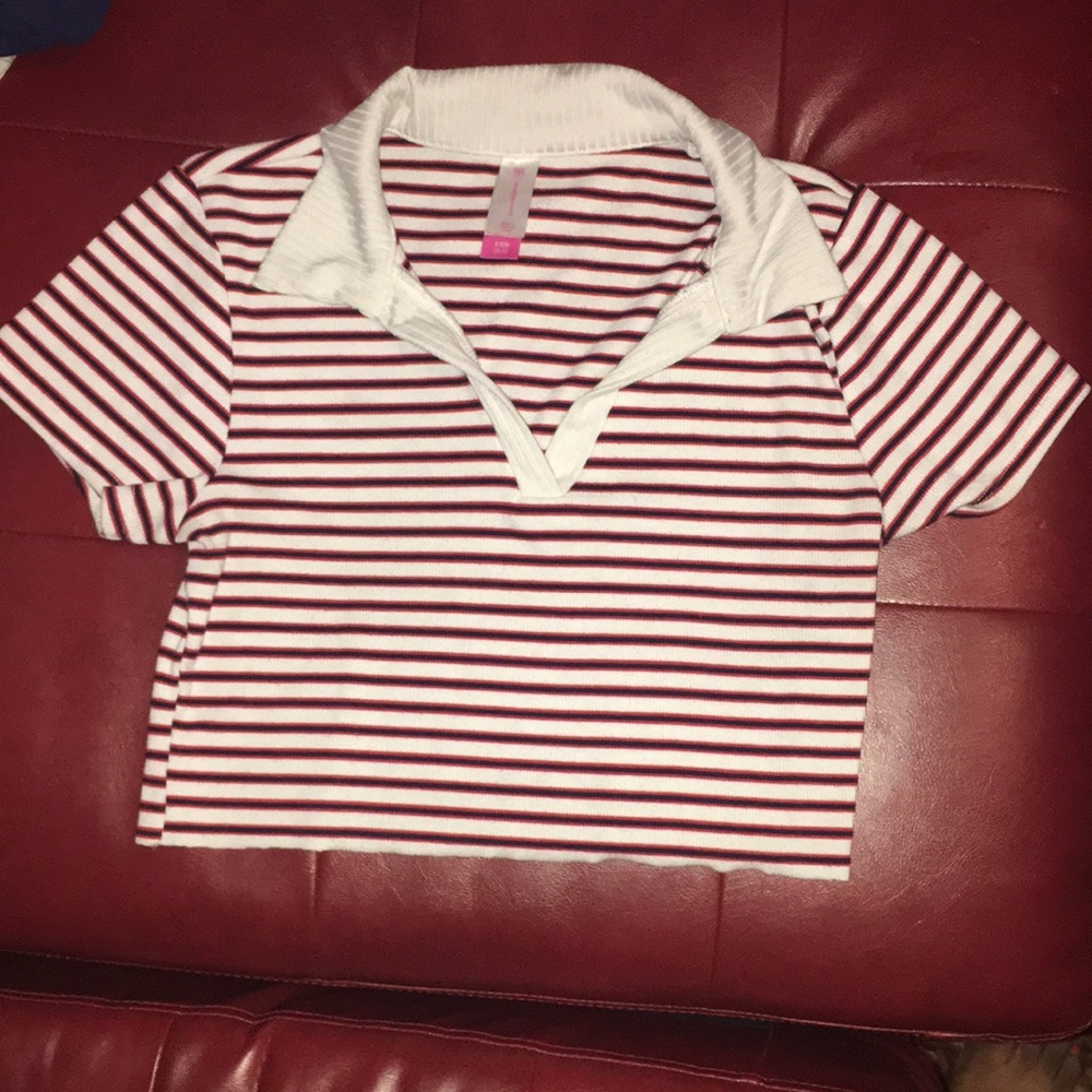 A collard crop top